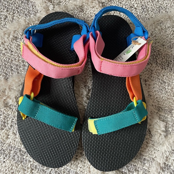 NWT NEW Teva Original Universal Sandals in Retro Colorblock - Size 6 - Picture 2 of 4